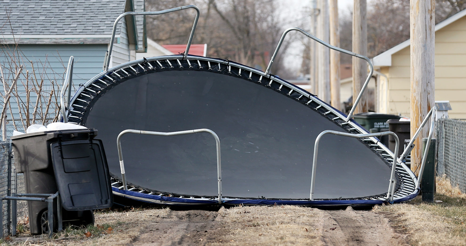 012919_WindyWeather002_bjs.JPG
